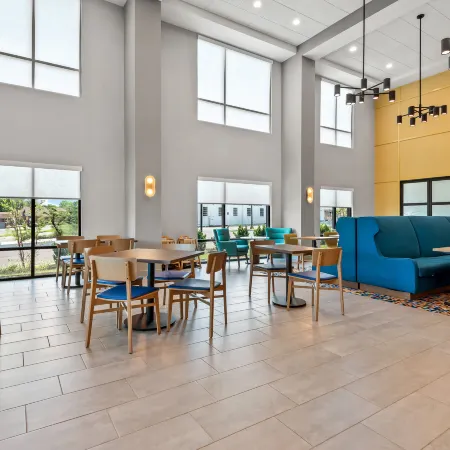 HAMPTON INN AND SUITES BY HILTON INTERCOURSE Отели в г. Интеркорс