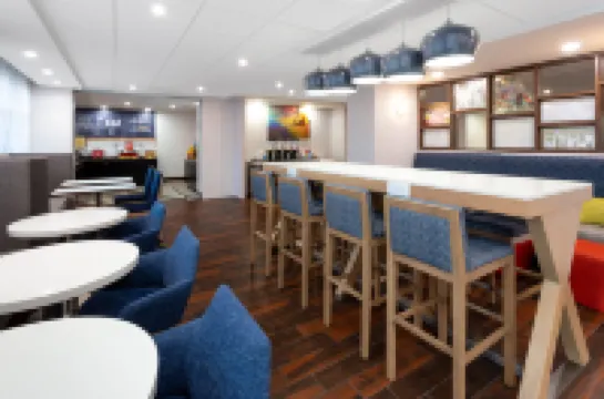 ハンプトン  イン フォTト ローダーデール - コマーシャル ブルバード