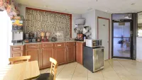 Magnuson Hotel Bradenton - breakfast