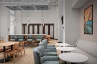 希爾頓歡朋套房飯店-沃爾特伯勒 - 早餐