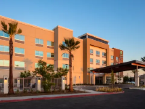 Holiday Inn Express & Suites MORENO VALLEY - RIVERSIDE by IHG Hoteles en Condado de Riverside