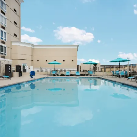 Holiday Inn BEAUMONT EAST-MEDICAL CTR AREA by IHG