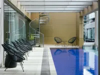 The Olsen Melbourne - Art Series - Luxury