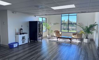 Florence Inn and Suites