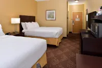 Comfort Inn & Suites Sharonville - Cincinnati North Hotels in Woodlawn