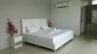 River Residence Saraburi Hotel Hotels in Mueang Saraburi
