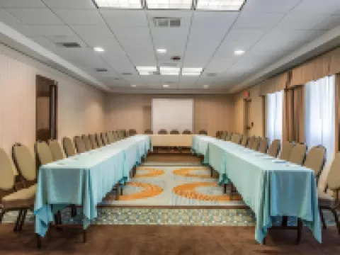 里賈納旅館及套房 新倫敦, 米斯蒂克 新倫敦酒店