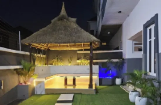 3Bedrooms Duplex Sleeps 6- Garden Chef Option