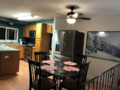 WELCOME TO YOUR HOLIDAY HOUSE with 4 bedrooms 2bathrooms