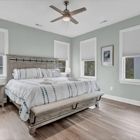 Walk to Beach Pool Ocean View Parking Bunk Beds
