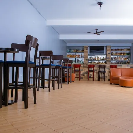 Noaz Hotel