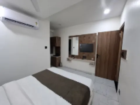 HOTEL ASIANA - balcony