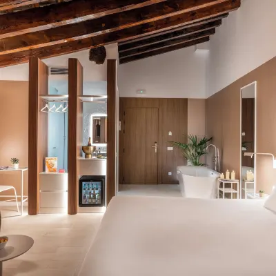 Axel Hotel Valencia - Adults Only Hotels near Serranos Towers