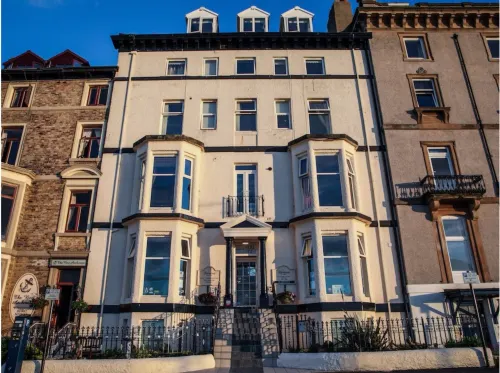 Riviera Guesthouse Hotels in Whitby