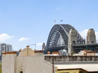 Luxury Colonial Terrace House in the Rocks Hotels in Millers Point