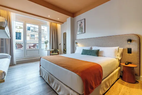 太陽之門廣場住宿-珀蒂宮