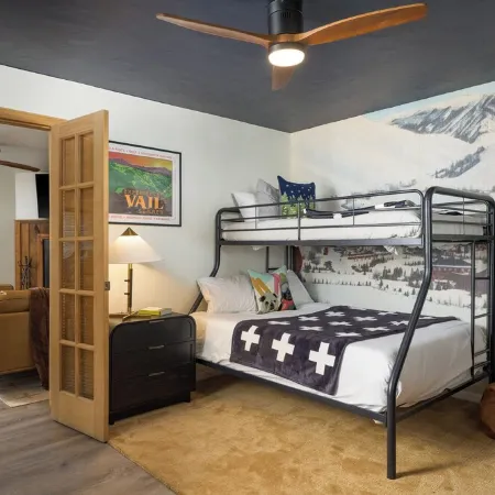 2Bd/2BA w/ Hot Tub + Sauna + Free Vail Beaver Creek Shuttle