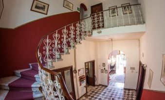 Hotel Delle Rose - Housity