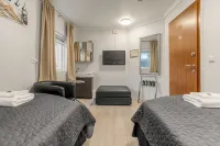 Flyers Airport Hotel