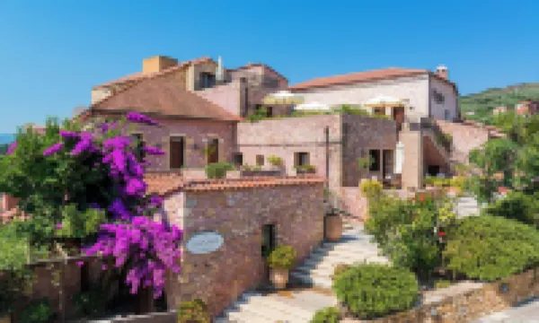 Spilia Village Hotel & Villas