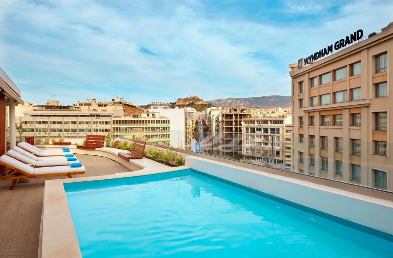 Zeus Essence Wyndham Athens Residence