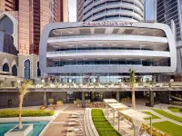 Grand Hyatt Abu Dhabi Hotel and Residence Emirates Pearl Hotel dekat Istana Emirates
