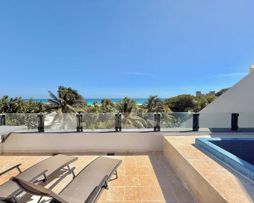 Condo in Ocean Front Resort Hotels near Scorpion's Temple