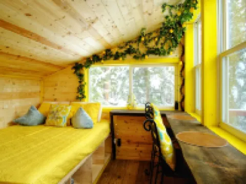 Pet-Friendly and Peaceful  "The Ranch Hand Cabin" + Hot Tub Near Missoula