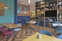 Travelodge Northampton M1 - 조식 운영