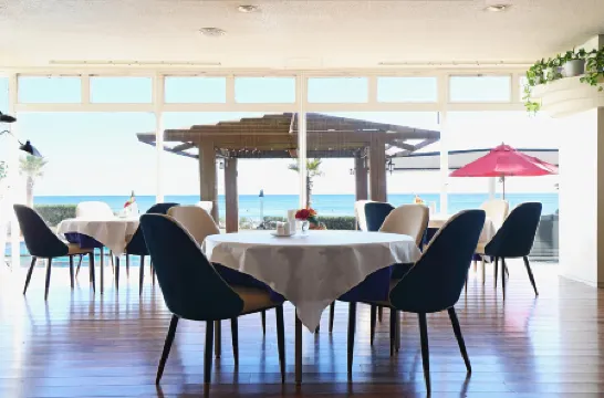 Sayan Terrace Hotel & Resort