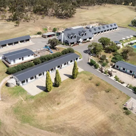 Clare Valley Motel Отели в г. Клэр