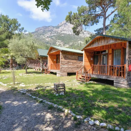 Sea Valley Lodge
