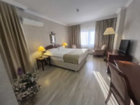 HOTEL BUYUK SUMELA 馬奇卡酒店