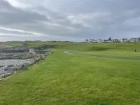 Beautiful 3-Bed House in Sunny Killough down Hotels in Downpatrick