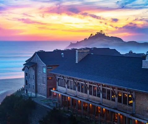 Headlands Coastal Lodge & Spa Hotels in Pacific City