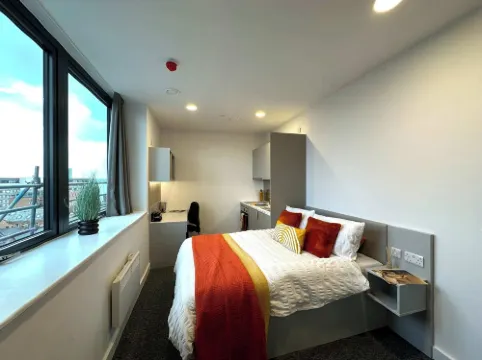 僅限學生的True Leicester