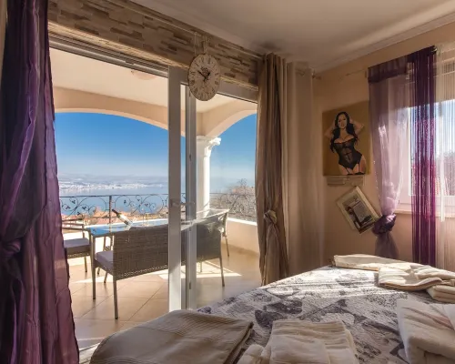 Luxurious Villa Emily - Private Pool, Stunning Sea Views, and Unmatched Comfort Hotels in Opric