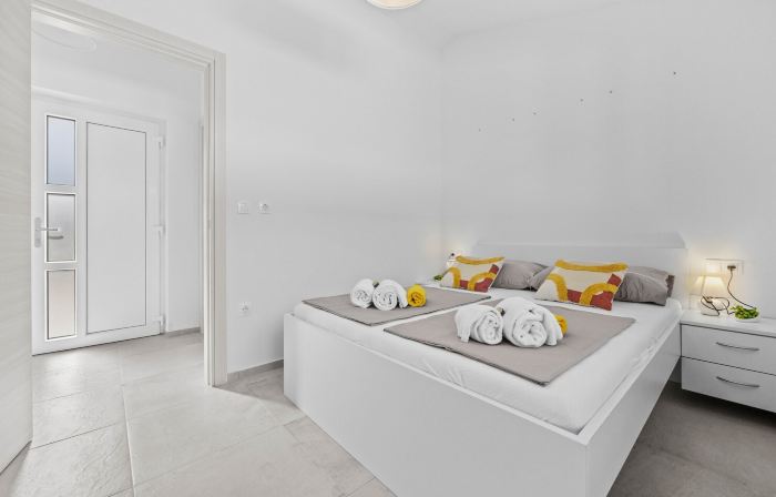 Attractive apartment in Peroj with terrace