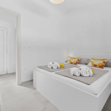 Attractive apartment in Peroj with terrace