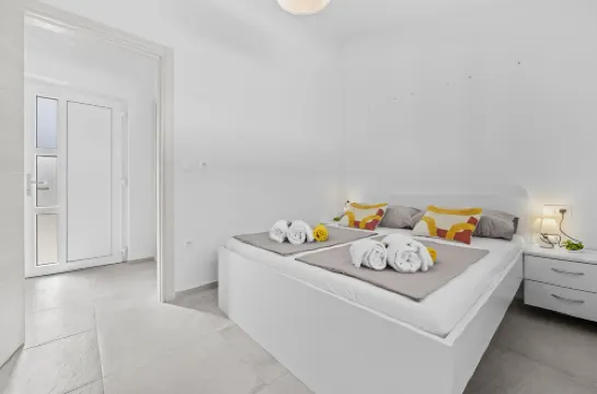 Attractive apartment in Peroj with terrace