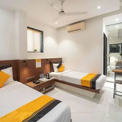 โรงแรม เบเวอร์ลี่ บาย กลิตซ์ โฮเทลส์ โรงแรมใกล้สถานีขนส่งโลกามันยา ติลัก