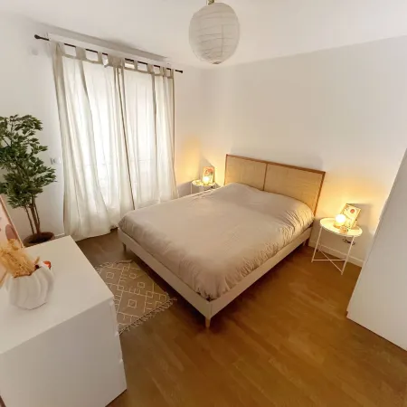 L'Ensoleillé Levallois – Apartment near metro Отели рядом с достопримечательностью «LVMH Fragrance Brands»