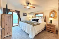 Updated & Spacious Lodge in Heart of Estes Park! - Spa
