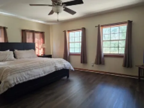 Suwannee River Retreat Hotels in Dixie County