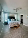 Gated Waters Edge, deeded beach with chair set up, private pool, 5-5+, sleeps 16 - واي فاي