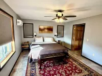 River Run Ridge- Hot Tub- Sleeps 14 Hotels in Crawford County