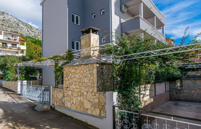 Apartment Anica