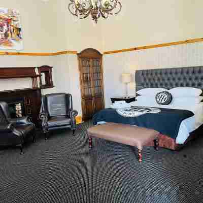 Halfway House Hotel Rooms