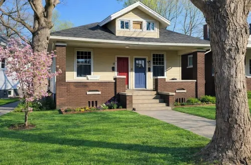 1520 Howard St B "HCB"