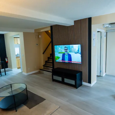 Charming 2-Bedroom House in Central Calgary